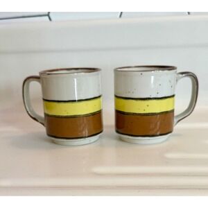 Vintage Hearthside Buffet Ware No 555 Mugs Set of 2 Japan Speckled Yellow Brown